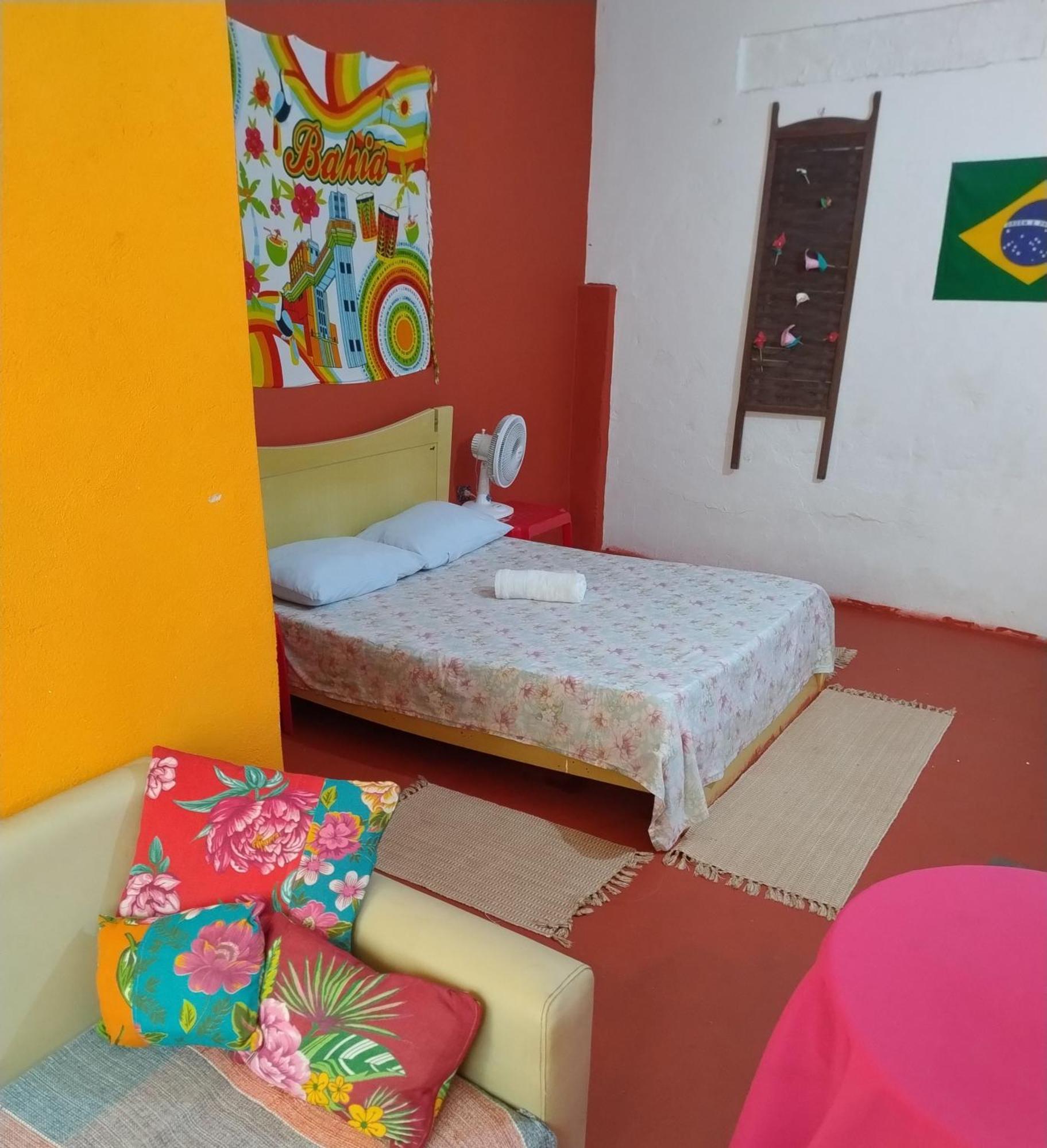 Perto Do Aeroporto De Salvador - Dona Pitanga Hostel Lauro de Freitas Exterior photo